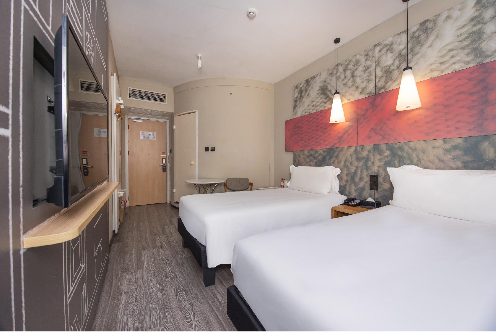 Ibis Shanghai New Internation Expo Center Lianyang Hotel Exterior photo